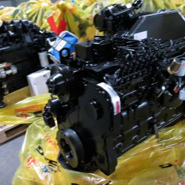 Двигатель Cummins 6СТA8.3-C215